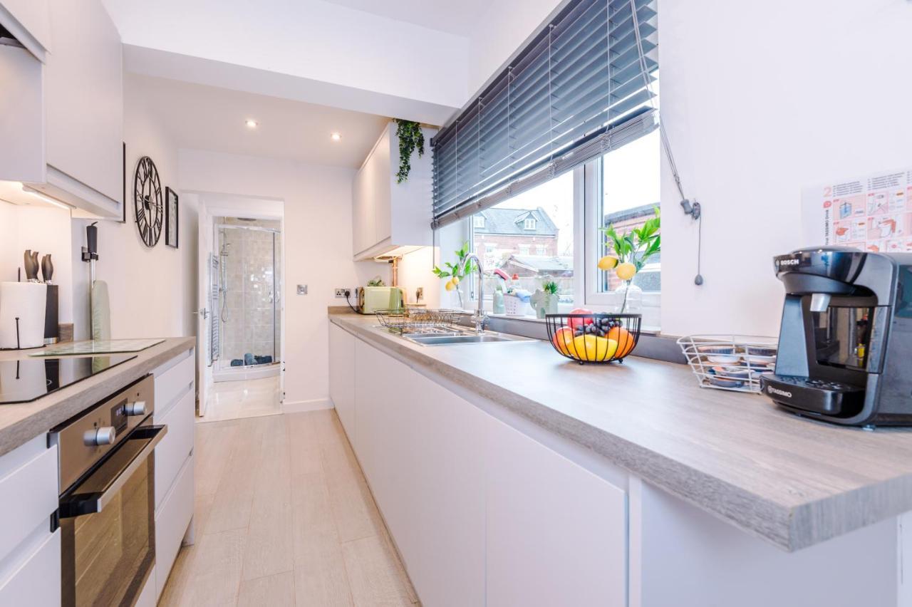Stunning 3-Bed Home In Nantwich By 53 Degrees Property - Amazing Location, Ideal For Groups - Sleeps 6 Exteriér fotografie